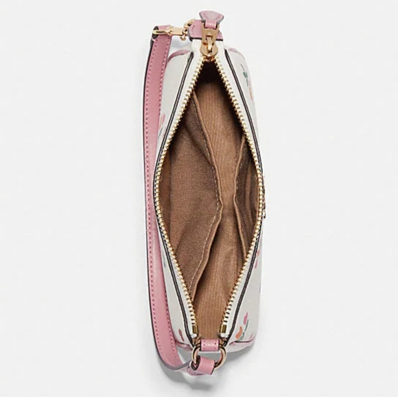 Coach Nolita 19 with heart Petal print in white - Picture 4 of 11